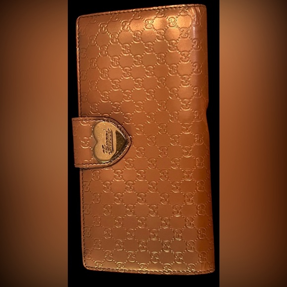GUCCI Shine Rose Beige Guccissima Patent Leather Wallet - Picture 5 of 16